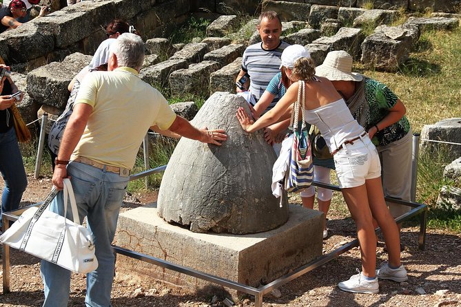 Historical Delphi One Day Tour with Arachova Stop & Expert Guide - Delphi Archaeological Museum: the bronze Charioteer and 15 rooms