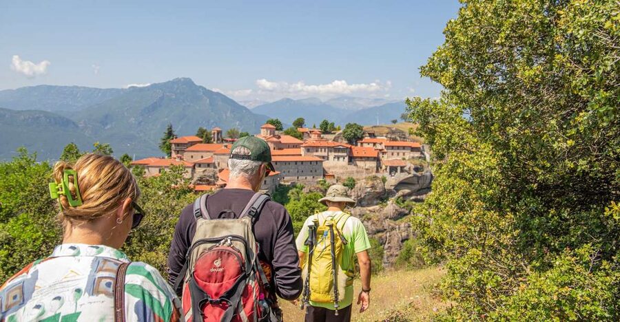 Kalabaka: Meteora Small-Group Hiking Tour w/ Monastery Visit - Dupiani Hermitage, Ypapanti, and the St. Dimitrios Ruins