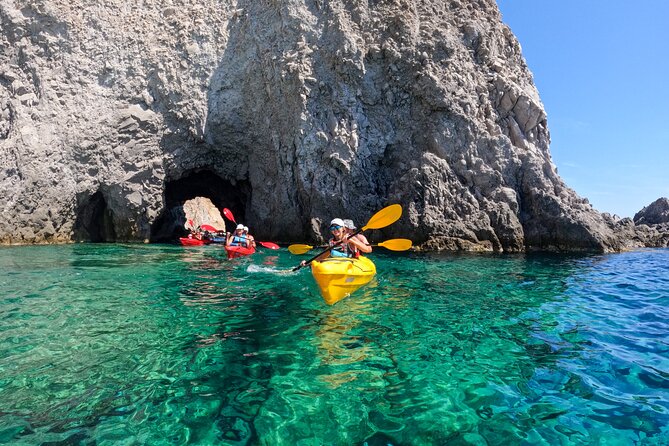 Kayaking Tour to the secrets of Milos - Gerakas Bay: the sea-access beach and hot springs snorkeling