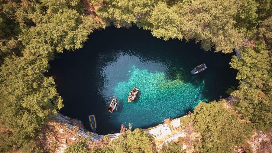 Kefalonia: Assos and Fiscardo Guided Tour - Assos Village: short walk, big charm, and how to use your time well