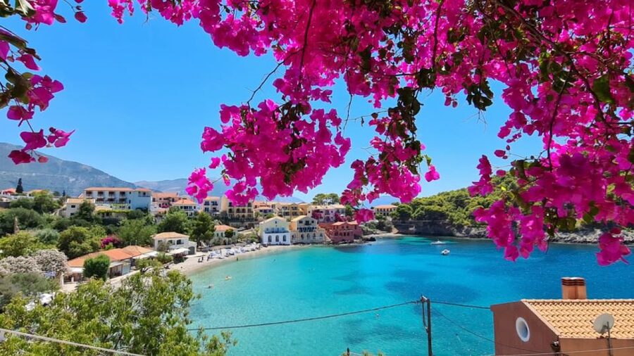Kefalonia: Assos and Fiscardo Island Day Tour - North Kefalonia in One Day: Assos and Fiscardo Without Stress