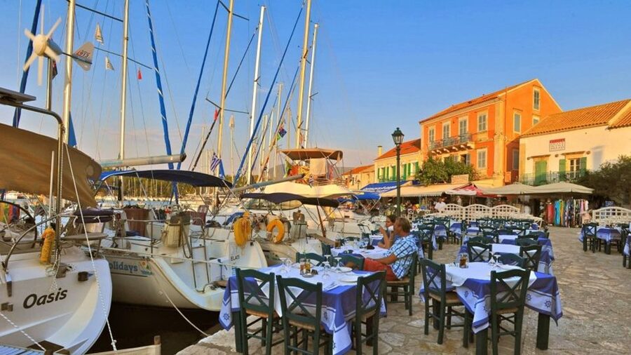 Kefalonia: Wine Tasting, Melissani, Drogarati & Fiscardo - Robola Winery: Your Wine Tasting Start (and the Shop After)