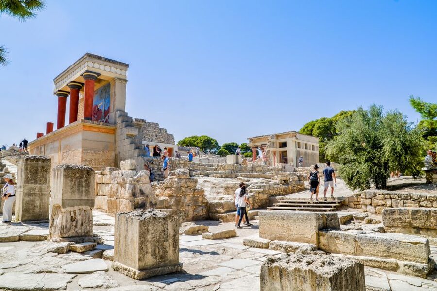 Knossos Palace & Heraklion Full-Day Tour from Rethymno Areas - Guides make a real difference at Knossos and the museum
