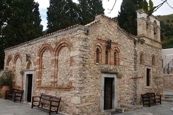 Knossos-Zeus Cave -Old Traditional Villages-Olive Oil Factory - Mochos Village Stroll: Narrow Streets, Coffee or Juice Time