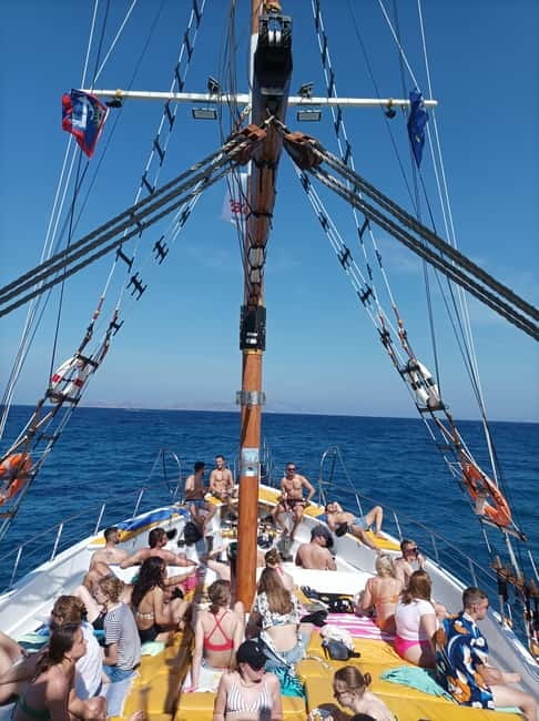 Kos: 3-Island Cruise with Lunch and Hotel Transfer - Pserimos: another island rhythm between swim stops