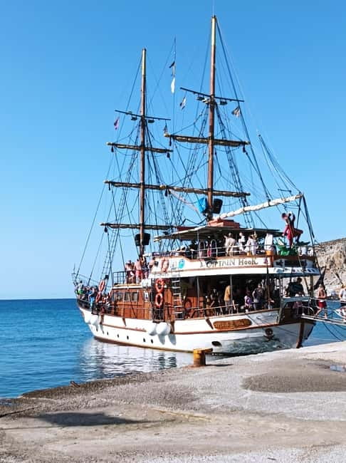Kos: 3-Island Cruise with Lunch and Hotel Transfer - Dolphins, swimming, and comfort if you get seasick
