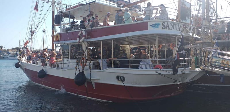 Kos: 3-Island Cruise with Lunch, Swimming and Audio Guide - Kalymnos in one hour: sponge shops, honey talk, and Vathy strolling