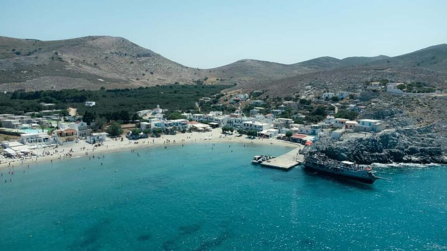 Kos Pearl 3 Island: Lounge in Luxury on the Aegean Waves - Dolphin Chances: When to Look and What It Adds to the Day