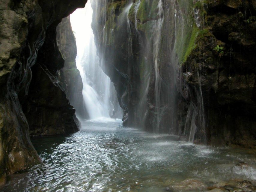 Kourtaliotiko Gorge River Trek with Lunch! Pick-up Avaliable - Entering the Kourtaliotiko Gorge: why this trek feels different