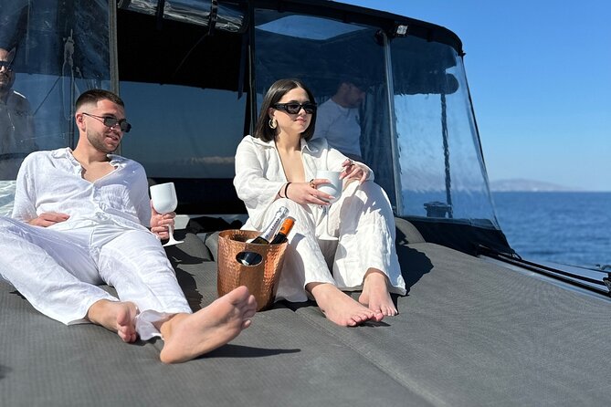 Luxury Catamaran Cruise, Dia Island –Open Bar & Lunch -Top Rated! - Why This Dia Island Cruise Works So Well