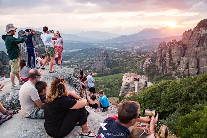 Majestic Sunset Meteora Tour with Local Guide - Monasteries in one ride: seeing all six, entering only some