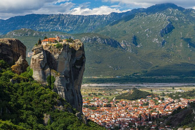 Meteora Day Trip with central Pick up & optional Lunch - Stop at the Hermit Caves of Badovas: small time, strong atmosphere