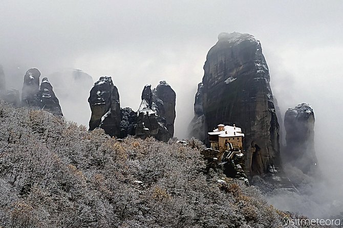 Meteora Monasteries Half-Day Small Group Tour with Transport - Roussanou Monastery inside: accessible rock, damaged past, and a 16th-century cathedral
