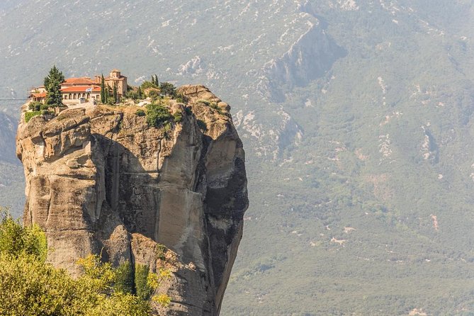 Meteora Monasteries Private Full Day Trip From Athens - Why Meteora from Athens is easier when it is private