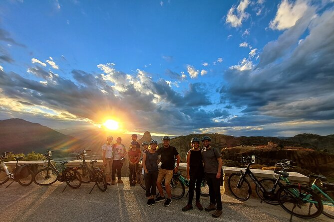 Meteora Sunset E-Bike Tour - Snacks, water, and the kind of break you actually enjoy