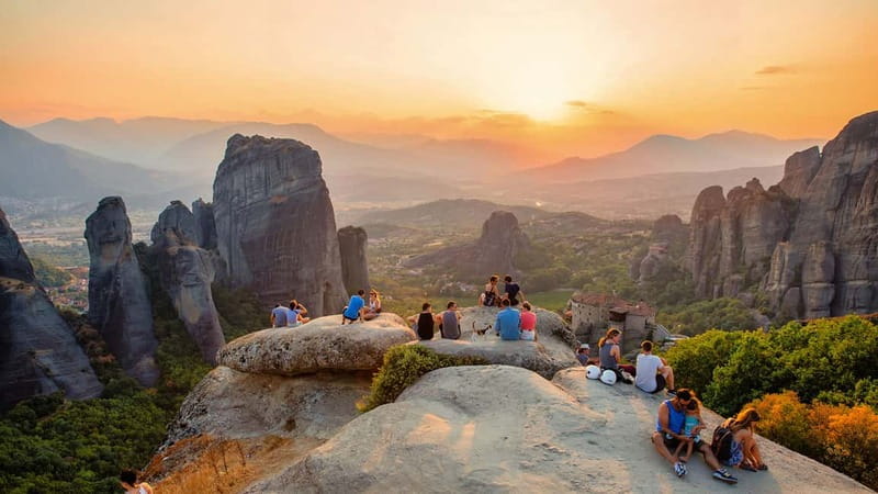 Meteora: Sunset Small Size Tour with Monasteries & Caves - The late-afternoon flow: Kastraki pickup, caves, then sunset