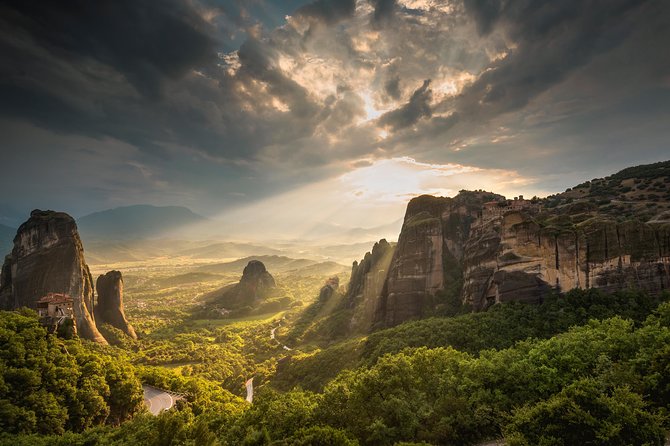 Meteora Tour: Monasteries, Lunch & Optional Athens Transfer - Who this Meteora half-day tour is best for