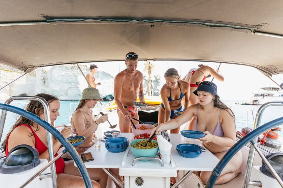 Milos: Kleftiko Cruise with Meal, Drinks and Photos at Sykia - The real value: meals cooked on board, not just food boxes
