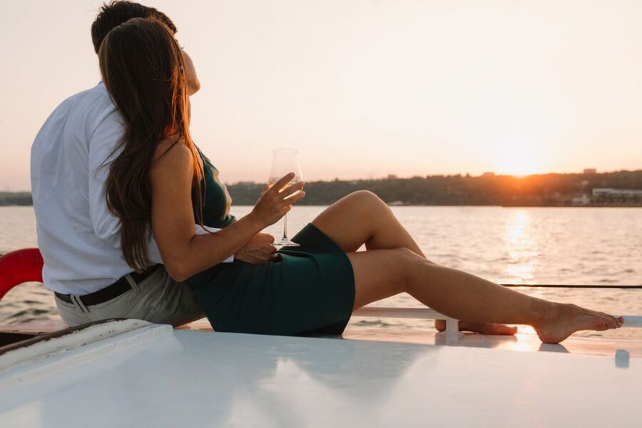 Mykonos: Catamaran Cruise with Lunch, Drinks and Transfer - Should you book this Mykonos catamaran cruise?
