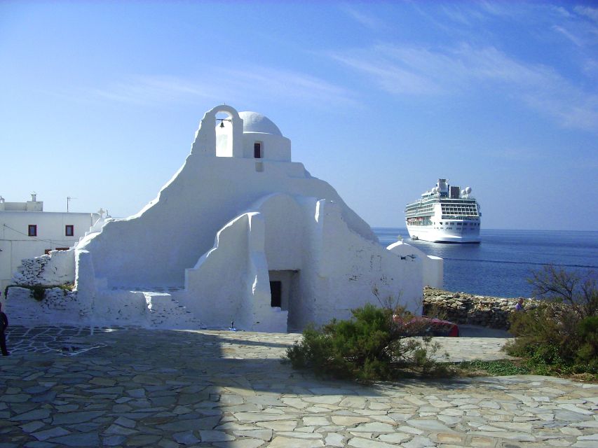 Mykonos: Guided Highlights Tour - Getting Oriented at the Old Port Bus Terminal