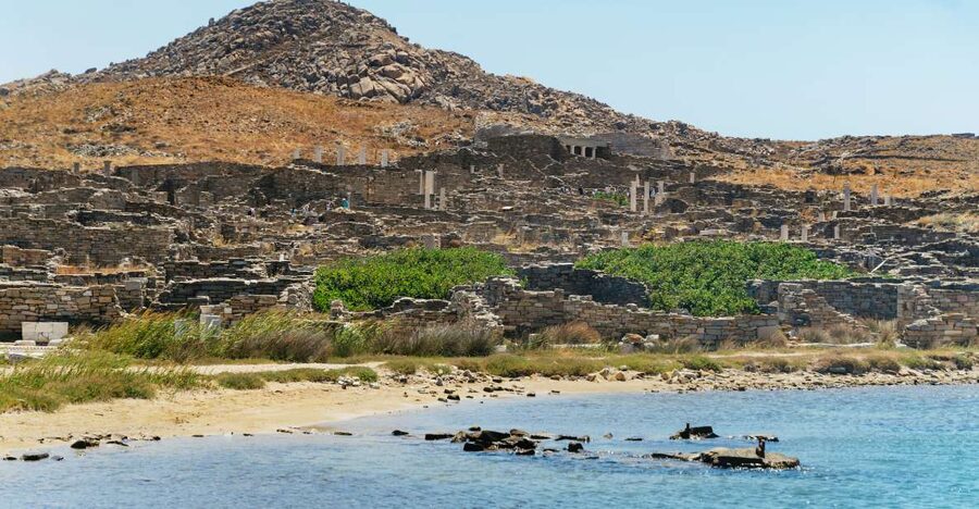 Mykonos Town: Archaeological Site of Delos Guided Day Trip - Guided Delos: The Intro and How the Wireless System Helps