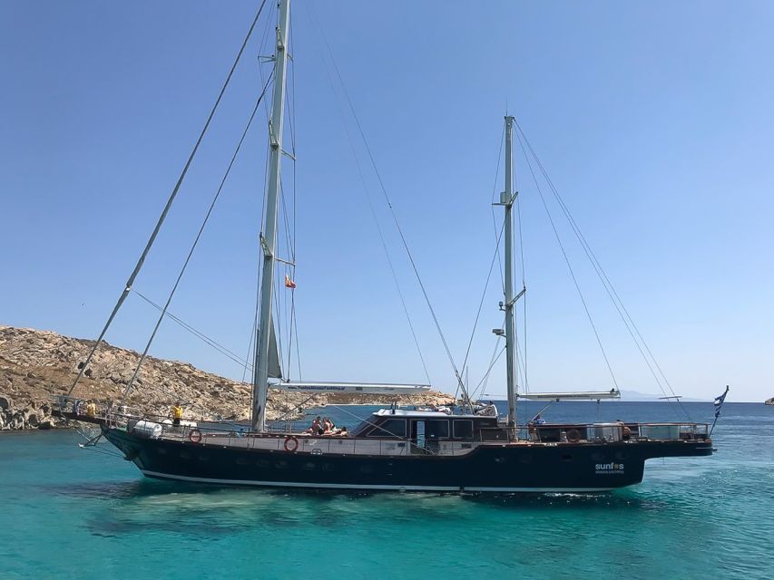 Mykonos: Yacht Cruise to Rhenia and Guided Tour of Delos - Delos UNESCO ruins with a licensed guide: what you’re really paying for