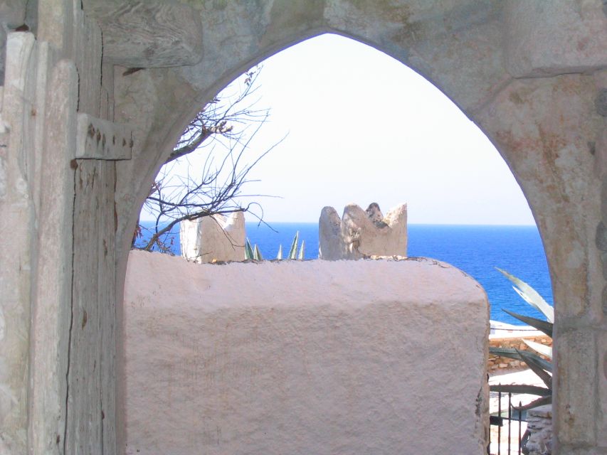 Naxos Castle Walking Tour and Sunset at the Portara - Key points before you step into Naxos Old Town