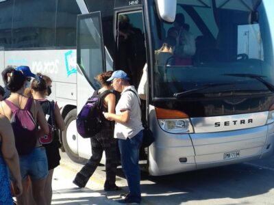 Highlights Bus Tour with Free Time for Lunch and Swim