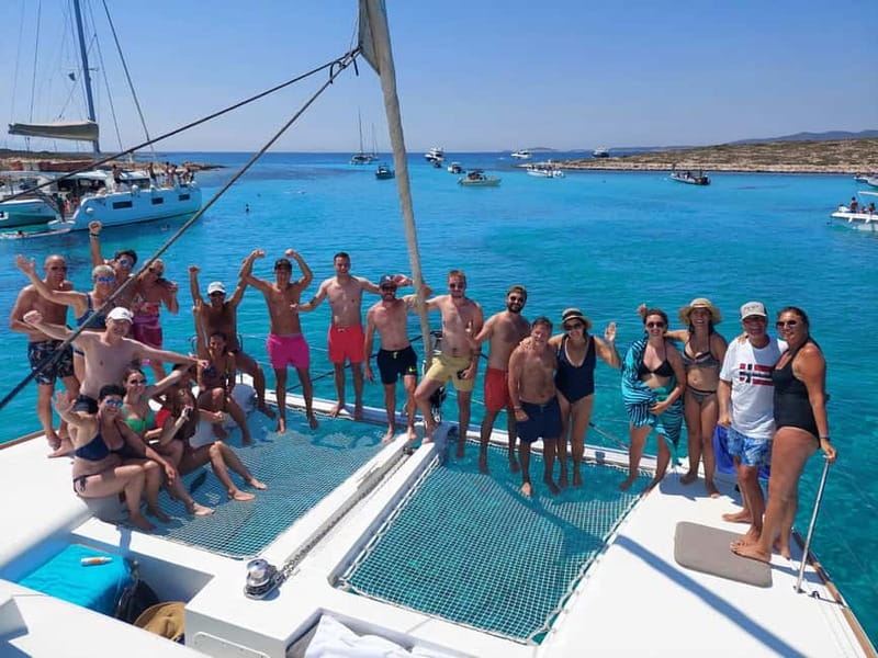 Naxos: Naxos Catamaran Sailing Cruise with Lunch and Drinks - The Boat Experience on the Lagoon 450F, Space, and Safety First