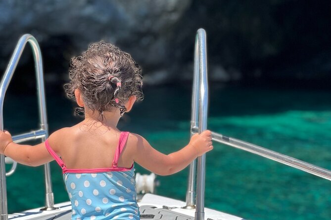 Pelion Boat Trip to "Poseidon's Caves" - Private boat for real comfort, not just a marketing label