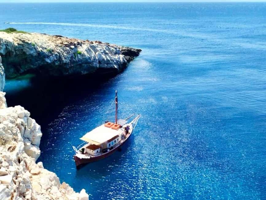 Pounta: A boat trip to the Pirate Cave - Meeting at Eurodivers Paros (Inside KAITAS) and What Happens Before You Cast Off