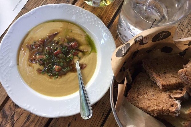 Private Athens By Night Food Tour & Wine Tasting of 5 Varieties - How this private Athens by night food tour works