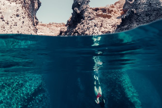 Private Beautiful Day or Romantic Sunset Cruise with Meal and Drinks - White Beach and Red Beach swims: how to enjoy both
