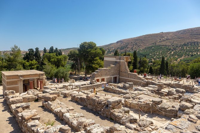 Private Full-Day Knossos-Lasithi Plateau-Cave of Zeus - Honey and Raki Tasting: Small Taste, Big Cultural Signal