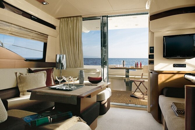 Private Motor Yacht Cruise with BBQ, Open Bar & Transfers - Crew and pace: private means you get attention, not chaos