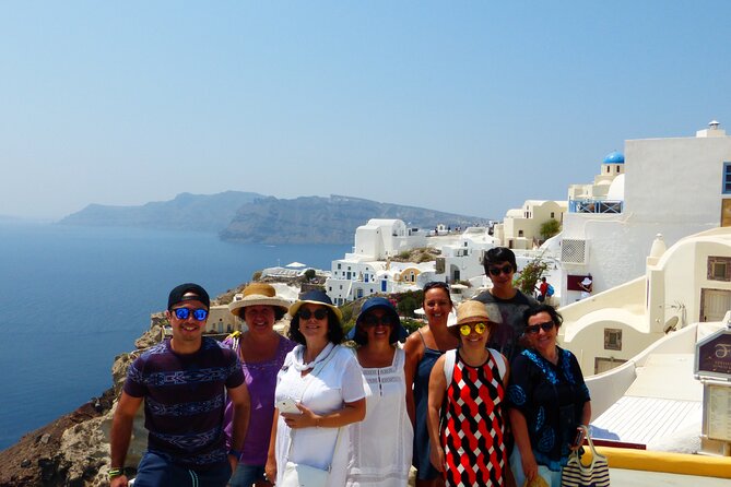 Private Oia Panoramic Scenes: Embrace the most picturesque village of Santorini! - Who this tour fits best