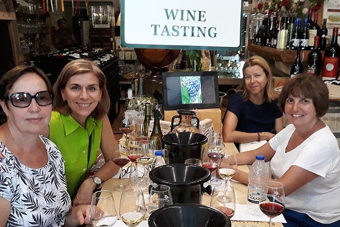 PRIVATE Walking Tour with Lunch and Wine Tasting by a Sommelier - Old Town Chania walk: Venetian harbor sights with a local host