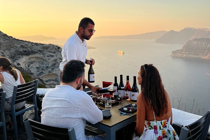 Private Wine Tour in 3 Wineries with 12 Wine Tastings and Tapas - Key Highlights Worth Noticing