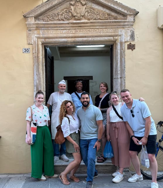 Rethymno Old Town: A Traditional Cretan Food Tour - A 3-hour walk that feeds you like dinner