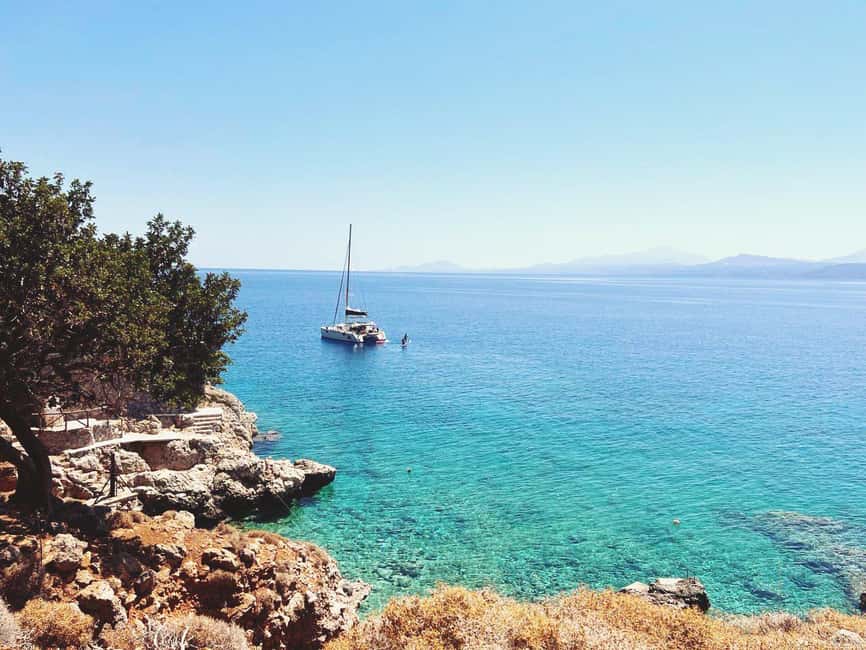 Rethymno Premium Catamaran Cruise: Healthy Lunch & Open Bar - Snorkeling Gear, SUP, Noodles, and the Flamingo Float Photo Moment