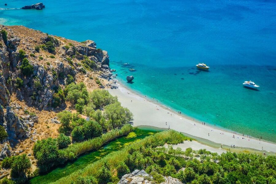 Rethymno: Preveli Beach Damnoni Beach Kourtaliotiko Day Trip - Plakias in a natural bay: lunch time and a lighter pace