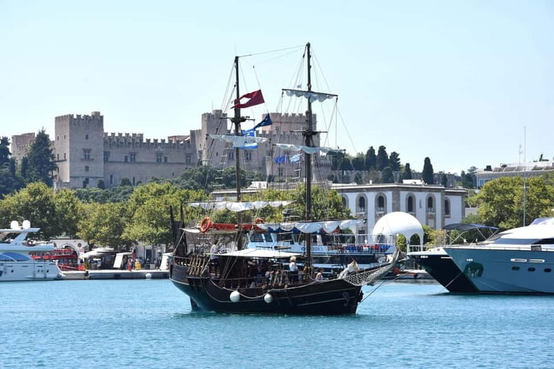 Rhodes:1-hour Sightseeing Day Cruise on an 18th-Century Boat - Ancient Port and Medieval Rhodes, why the sea viewpoint matters