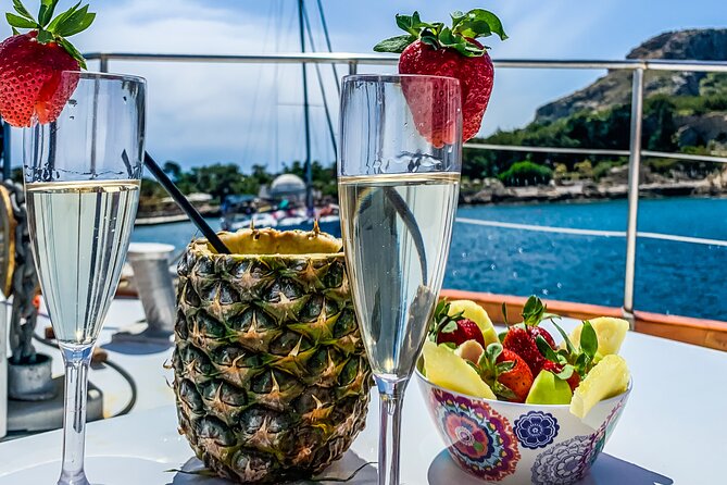 Rhodes Day Cruise (with lunch & unlimited drinks) 5,5 Hours - Price and value, what $72.56 buys you