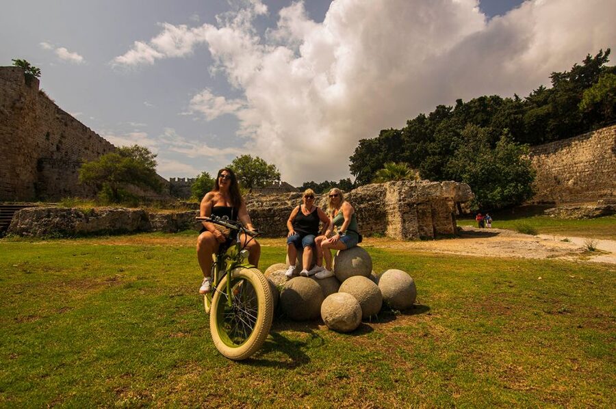 Rhodes: E-bike Highlights Sunset or Morning Photo Tour - Monte Smith to Acropolis views, where the ride turns into a panorama