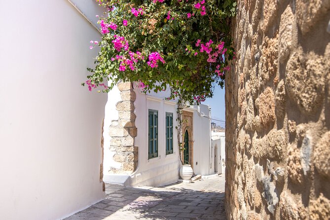 Rhodes Must-See Highlights – Private 6-Hrs Tour (Up to 11 Guests) - Acropolis of Rhodes and Monte Smith: the photo view payoff