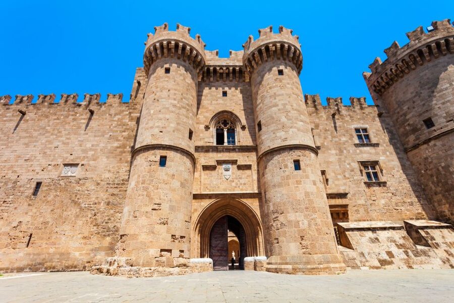 Rhodes: Palace of the Grand Master E-Ticket & Audio Tour - What you’ll see: entrance, inner courtyard, chapel, and Gothic spaces