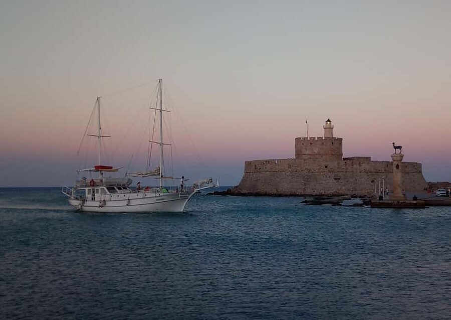 Rhodes: Sunset Cruise with Open Bar, Dinner, & Live Music - Price and value: is $93 a good deal?