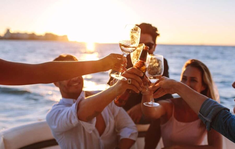 Rhodes: Sunset Cruise with Open Bar, Dinner, & Live Music - Why this Rhodes sunset cruise feels better than the usual “stand in line”