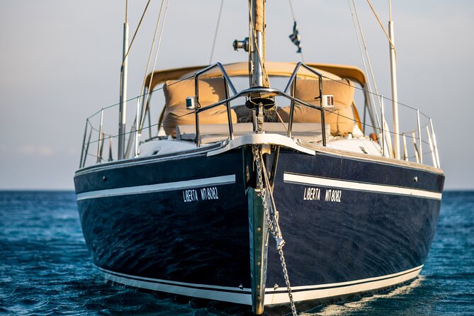 Sail Taste Connect a Semi Private Sailing with Seafood and Wine - A semi-private Mykonos sailing that feels personal, not packaged