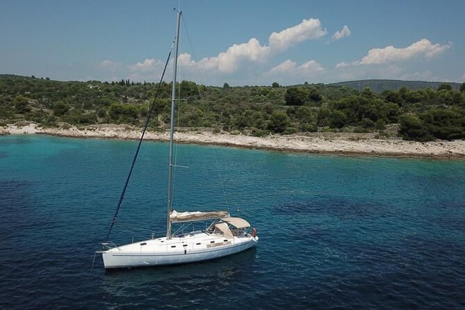 Sailing Boat Small Group Kleftiko and Sikia Cave West of Milos - The onboard food and drinks are a big part of why people rate it highly